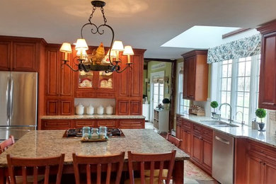 Farmhouse kitchen photo in New York