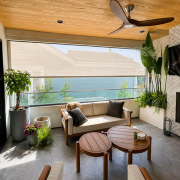 Manual Patio Shades for Sun & Privacy Control