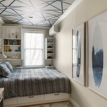 Classic Brooklyn Brownstone - Narrow boy's room