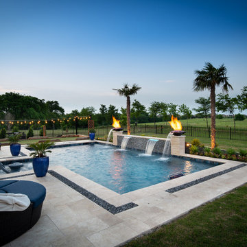 Geometric Pool: Palm Springs In My Backyard (Zabalotny)