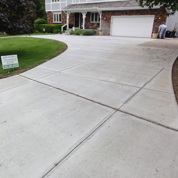 Calabasas, CA : Concrete Driveway