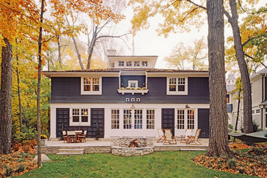 Example of a classic exterior home design in Chicago