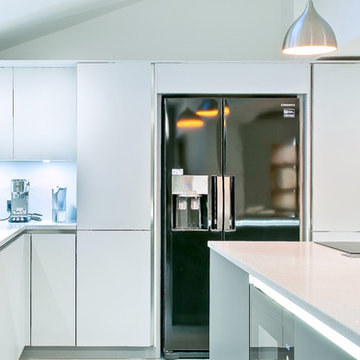 Satin Lacquer in Lava Grey and Light Grey with Quartz Worktops