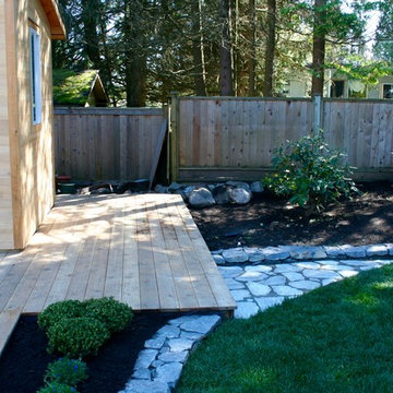 Deck stepping down to flagstone landing
