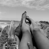 Evina Mertzani's photo