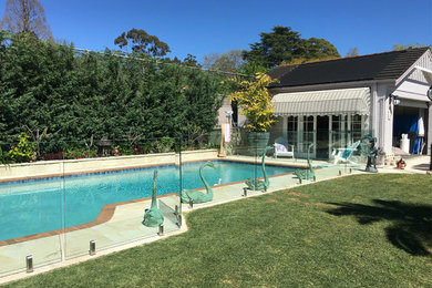 Design ideas for a traditional pool in Sydney.