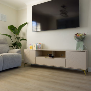 Modern Living Room Renovation: Ashton Oak SPC Installation