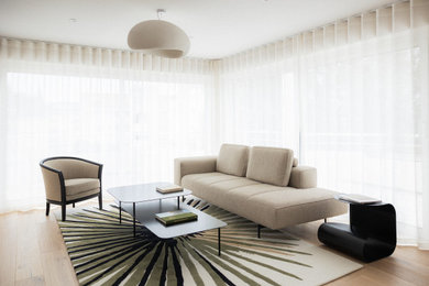 Cette image montre un salon design.