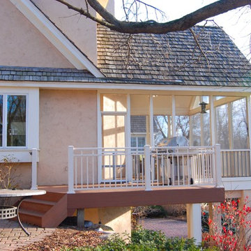 Azek deck with Aluminum rail