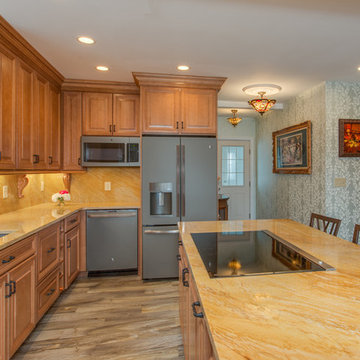 Ornate Maple Toffee Kitchen