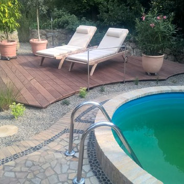kleiner Pool mit Holzdeck, small pool