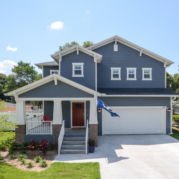 Single Family Craftsman style home