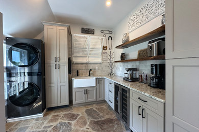 Laundry room photo in Philadelphia