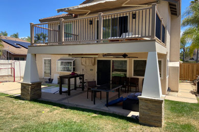 Beach style deck photo in San Diego