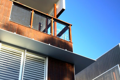 Home design - modern home design idea in Dallas