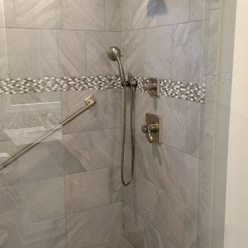 Huff Park Bath Remodels