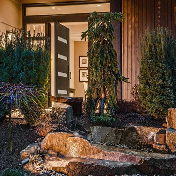 Transitional Custom Home in Bellevue