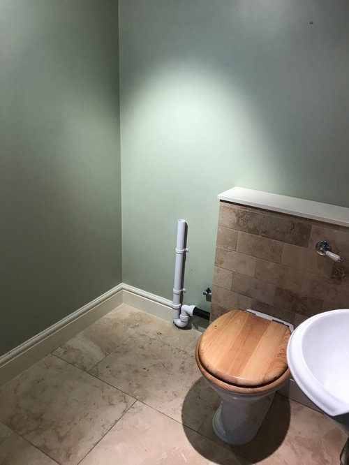 how to hide an ugly pipe in a WC? Houzz UK