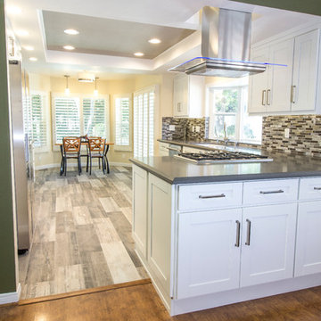 Contemporary classic kitchen - Thousand oaks