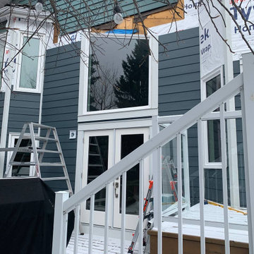 Siding Installation - James Hardie Lap Siding in Evening Blue
