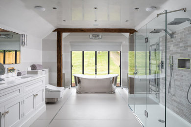 Photo of a transitional bathroom in Kent.