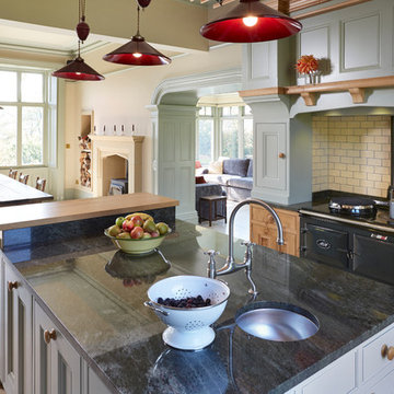 Traditional Painted Kitchen