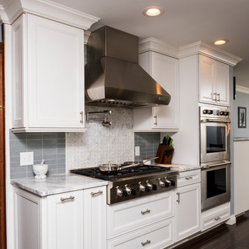 Sleek Professional Kitchen with a Modern Flare