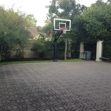 Valorie W's Pro Dunk Gold Basketball System on a 30x33 in Houston, TX