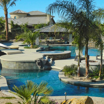 Lazy River Pool & Swim Up Bar in Arizona