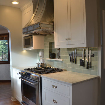 Maple Leaf Kitchen