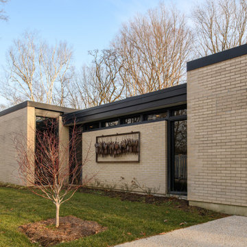 Lake Avenue Residence