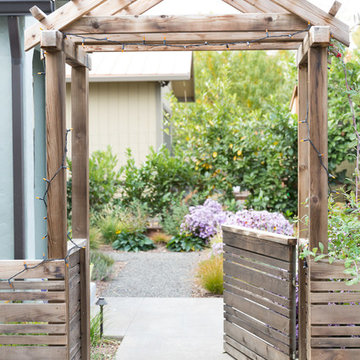 Custom Entry Arbor & Gateway