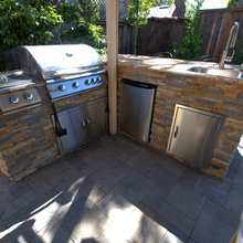 outdoor kitchen