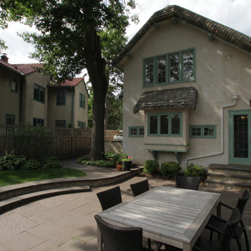 Fairytale Cottage Courtyard