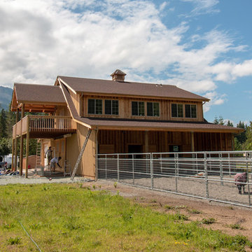 Barn Home in the Cascade Foothills
