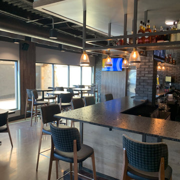Doc's Bar and Eatery at Shangri-La
