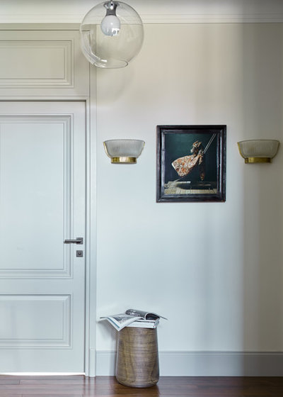 Современная классика Коридор by Room Service Interior