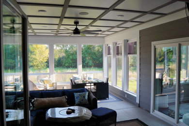 Hugo Four Seson's Porch