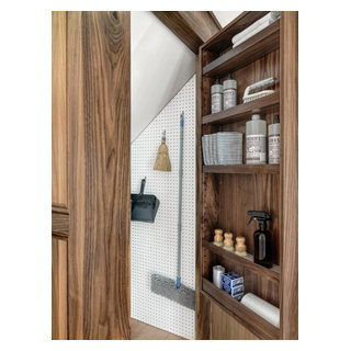Project Sunnyside Farms - Farmhouse - Closet - St Louis - by Chelsea ...
