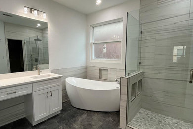 Master Bathroom / Austin Whole Home Remodel and Addition