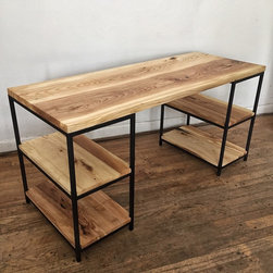 Office desk - Desks And Hutches
