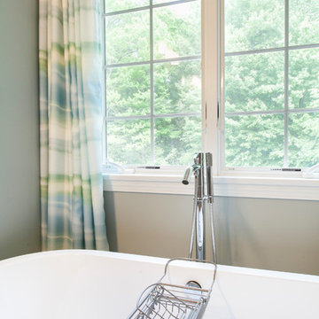 Sexy Floor Mounted Bath Filler