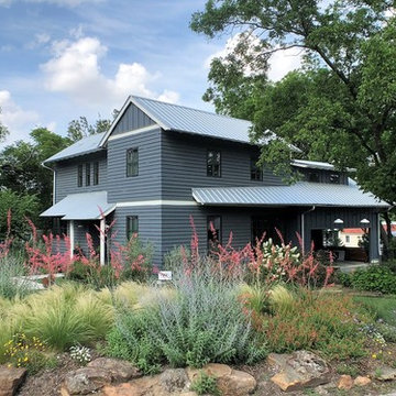 9402 Peninsula Drive