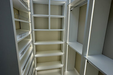Minimalist closet photo in Atlanta