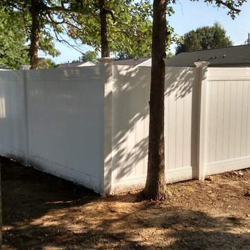6' Vinyl Privacy Fence