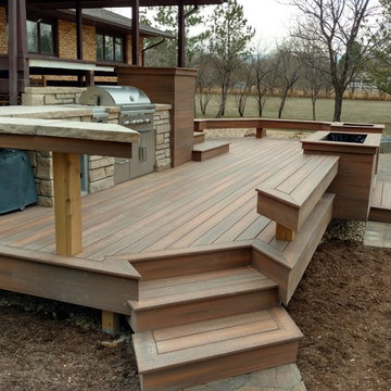 FiberOn Custom Deck w/Built Ins