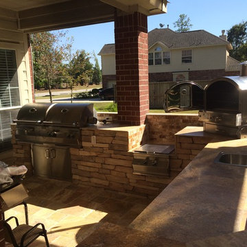 Houston Firepit, Two-Tier Pergola & Outdoor Kitchen With Pizza Oven