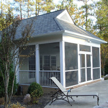 Screened in porch
