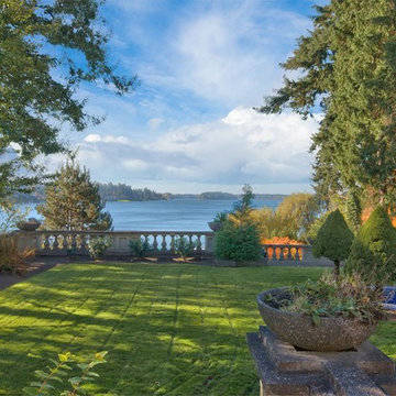 Waloma, Castle on American Lake