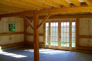 Mid-sized arts and crafts detached two-car garage photo in New York